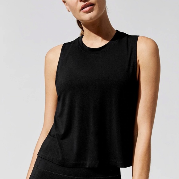 Carbon38 Crop Tank 2.0 - Picture 2 of 7